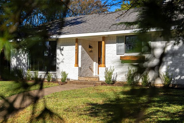 9747 Parkford Drive, Dallas, TX 75238