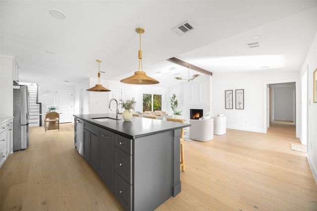 9747 Parkford Drive, Dallas, TX 75238