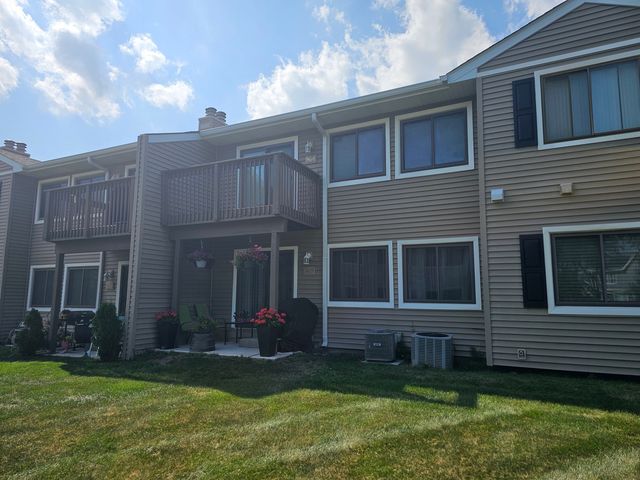 964 Harvest Circle 964, Buffalo Grove, IL 60089