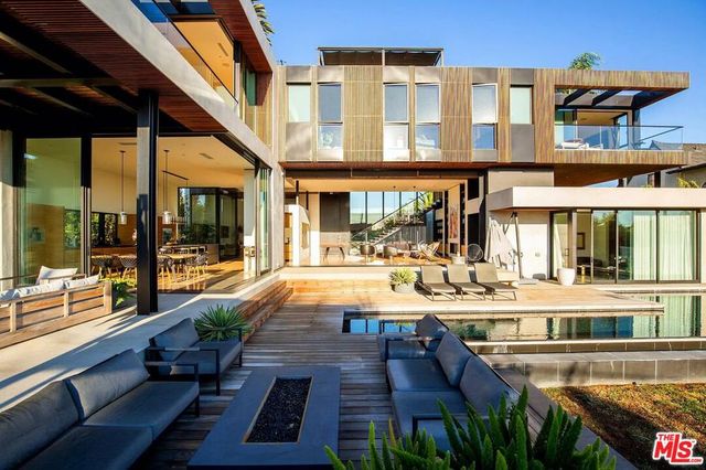 3715 Wasatch Avenue, Los Angeles, CA 90066