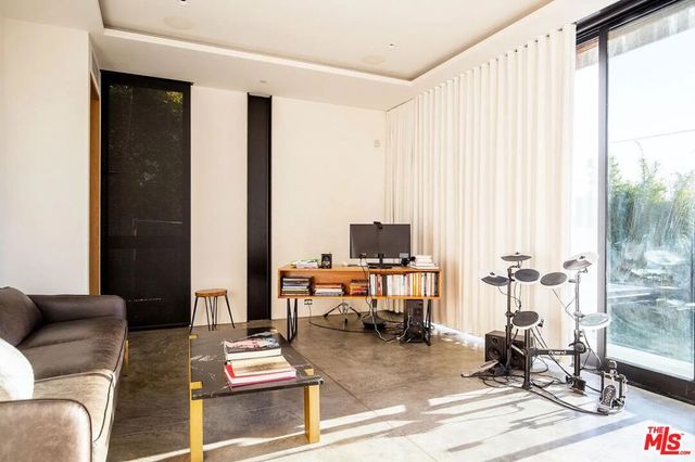 3715 Wasatch Avenue, Los Angeles, CA 90066