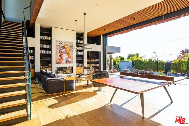 3715 Wasatch Avenue, Los Angeles, CA 90066