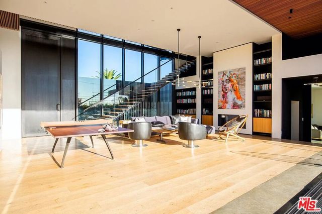 3715 Wasatch Avenue, Los Angeles, CA 90066