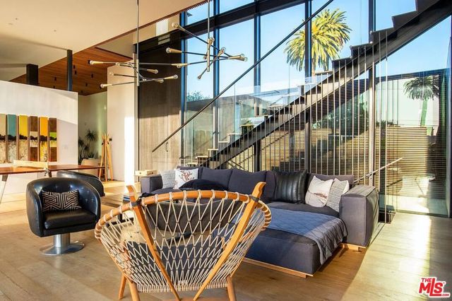 3715 Wasatch Avenue, Los Angeles, CA 90066