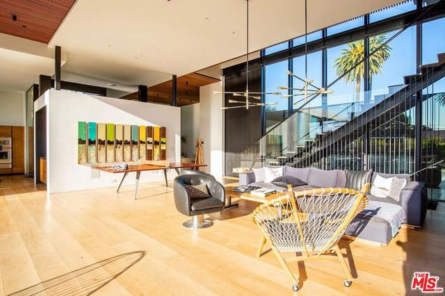 3715 Wasatch Avenue, Los Angeles, CA 90066