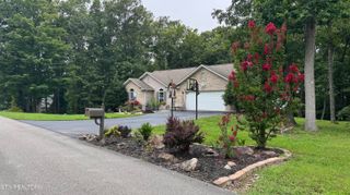 160 Brady Lane, Oneida, TN 37841