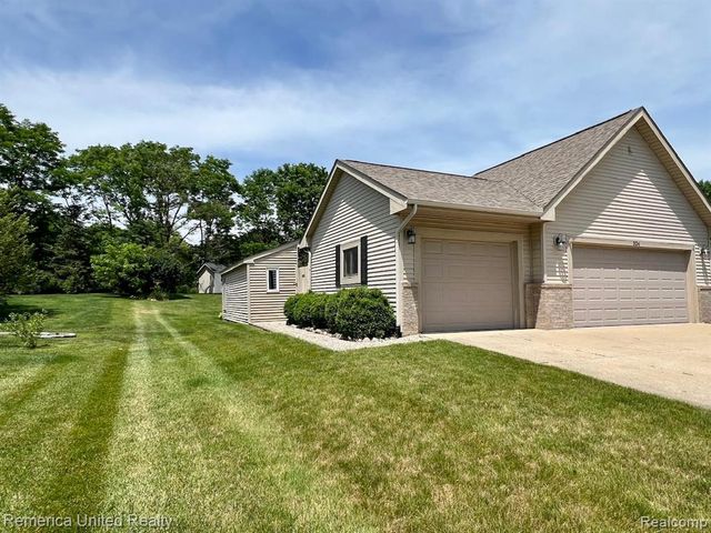 324 Conover Court, Howell, MI 48843