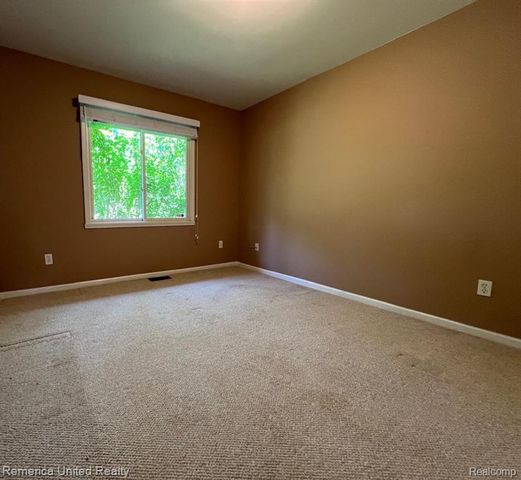 324 Conover Court, Howell, MI 48843