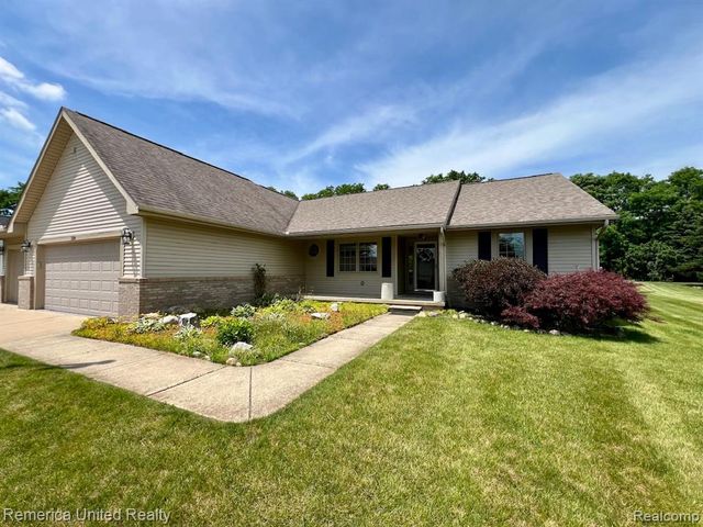 324 Conover Court, Howell, MI 48843
