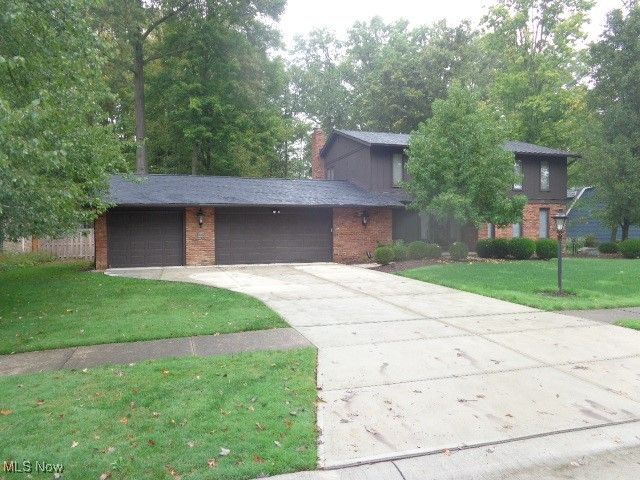 19890 Idlewood Trail, Strongsville, OH 44149