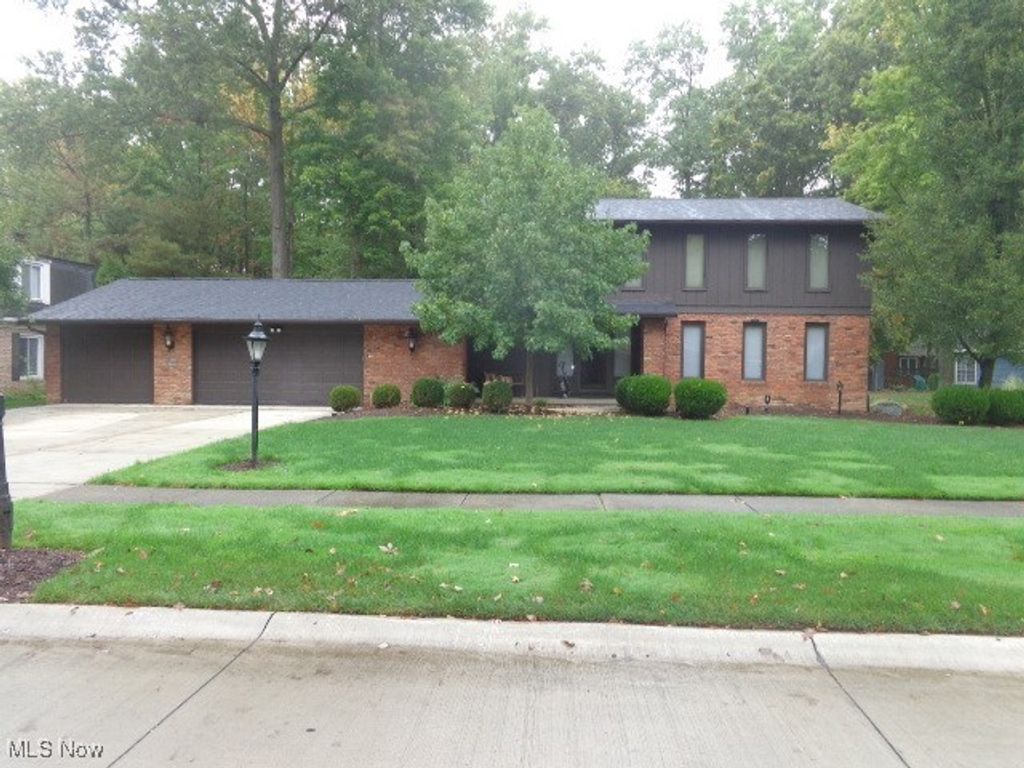 19890 Idlewood Trail, Strongsville, OH 44149