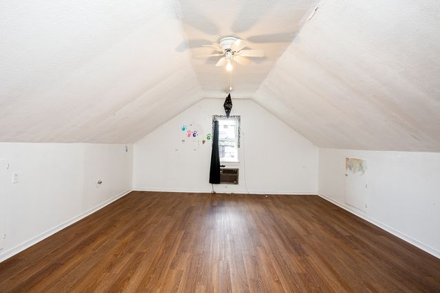 7047 N 26TH Parkway, Berwyn, IL 60402