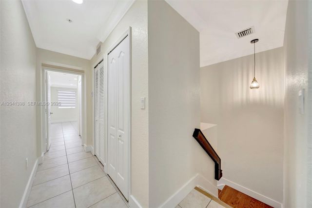 17620 NW 73rd Avenue 20517, Hialeah, FL 33015