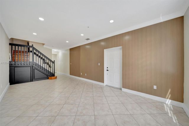 17620 NW 73rd Avenue 20517, Hialeah, FL 33015