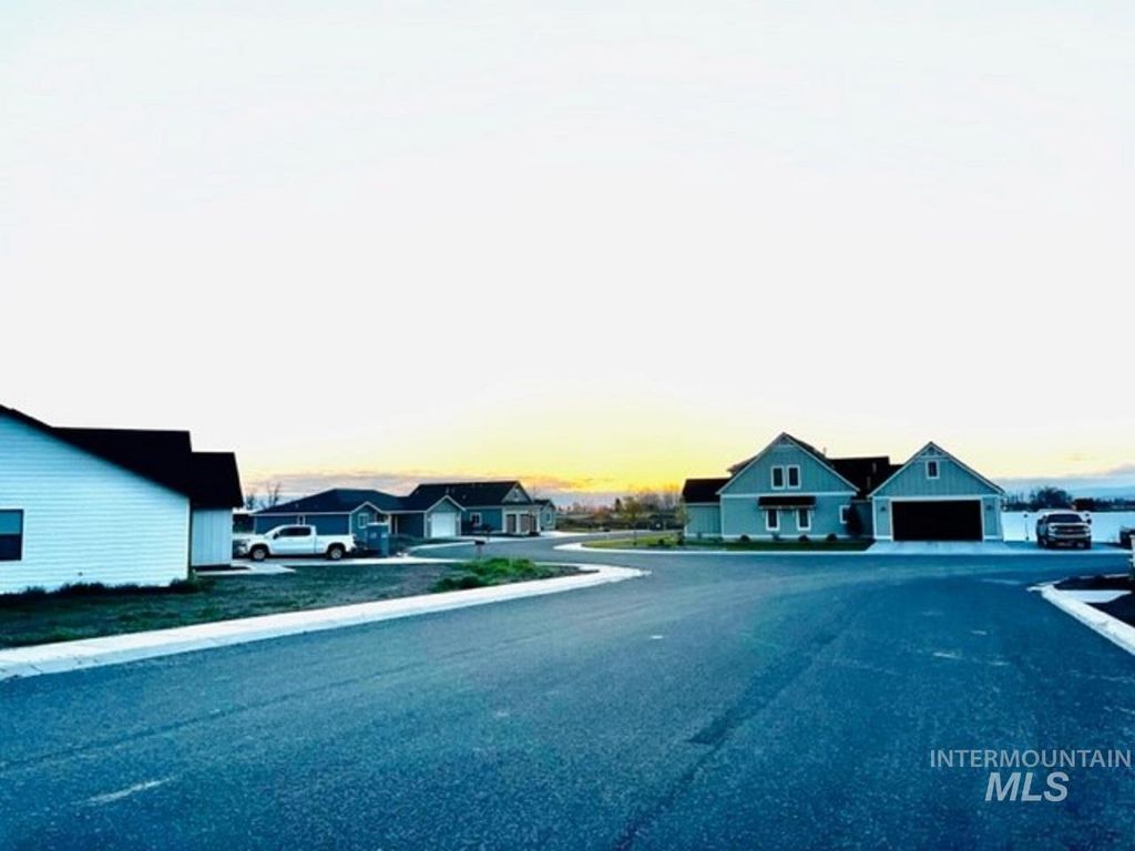 641 Biscotti Loop, Heyburn, ID 83336 photo 1