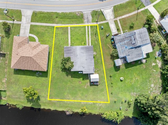 3107 EASY STREET, Port Charlotte, FL 33952