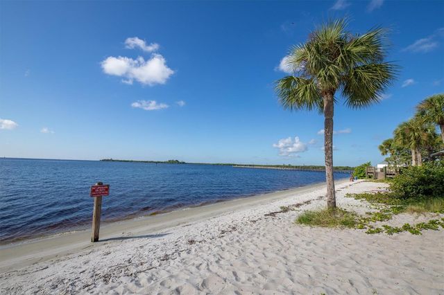 3107 EASY STREET, Port Charlotte, FL 33952