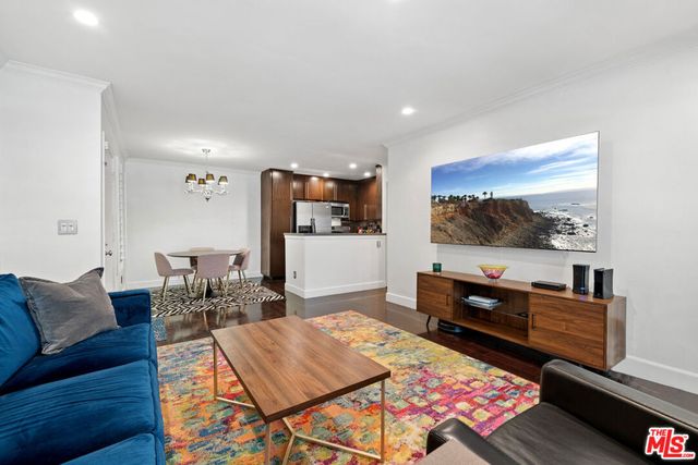 9005 Cynthia Street 208, West Hollywood, CA 90069