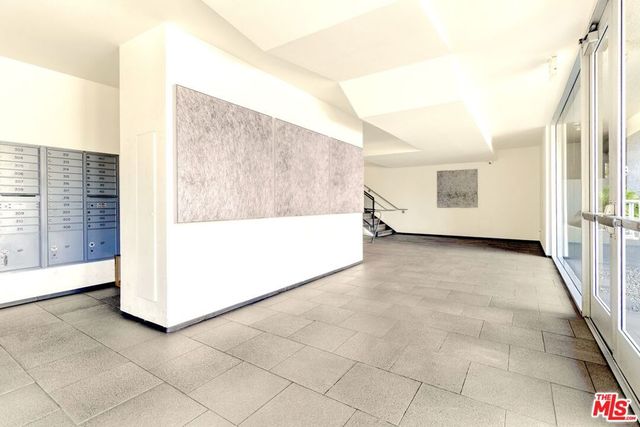 9005 Cynthia Street 208, West Hollywood, CA 90069