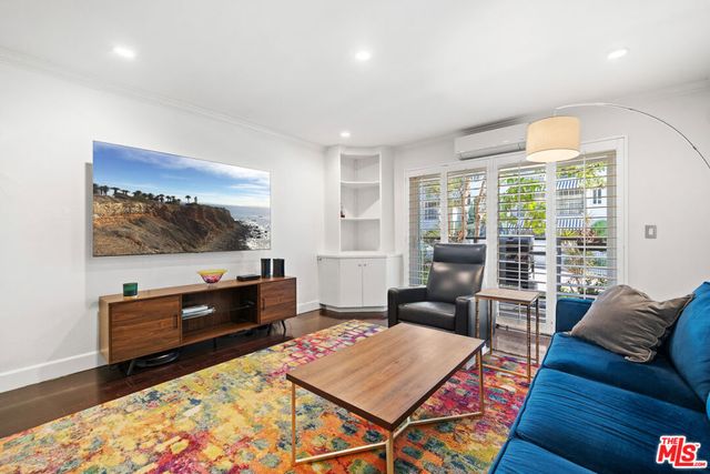 9005 Cynthia Street 208, West Hollywood, CA 90069