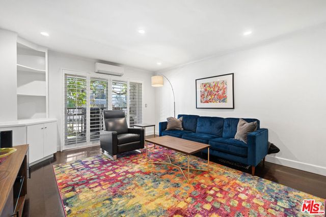 9005 Cynthia Street 208, West Hollywood, CA 90069