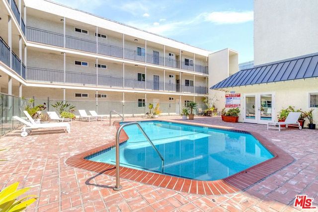 9005 Cynthia Street 208, West Hollywood, CA 90069