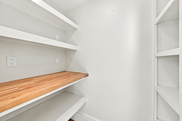 6 Foster St, Littleton, MA 01460