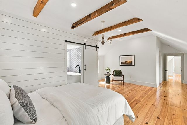 6 Foster St, Littleton, MA 01460