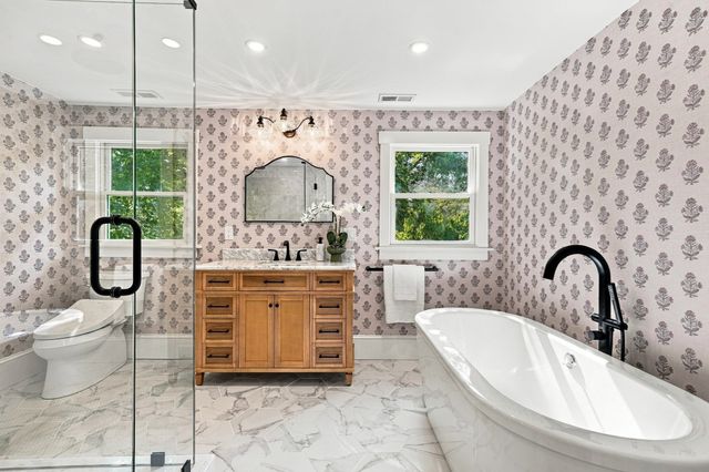 6 Foster St, Littleton, MA 01460