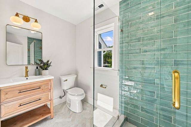6 Foster St, Littleton, MA 01460