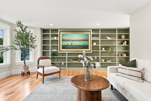 6 Foster St, Littleton, MA 01460