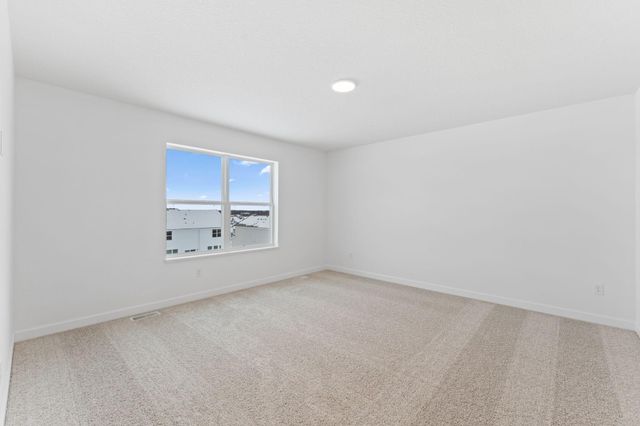 22435 Isla Way, Rogers, MN 55374