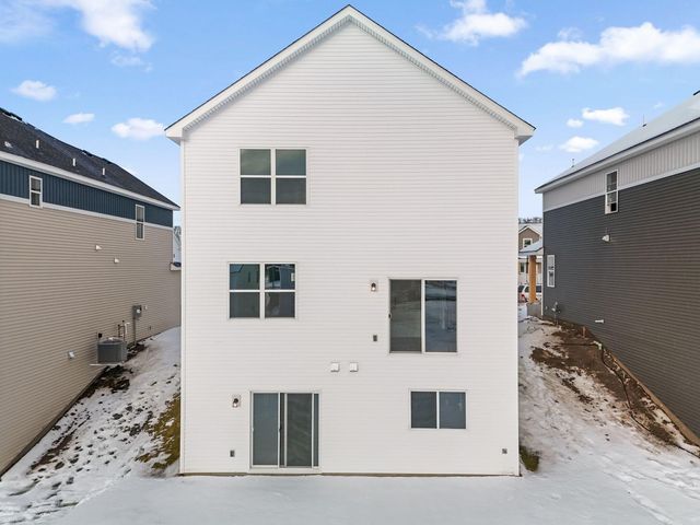 22435 Isla Way, Rogers, MN 55374