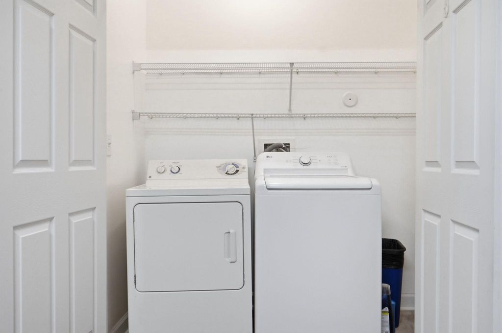 Image 20 of property listing at 120 BURGESS HILL WAY #115, Frederick, MD 21702