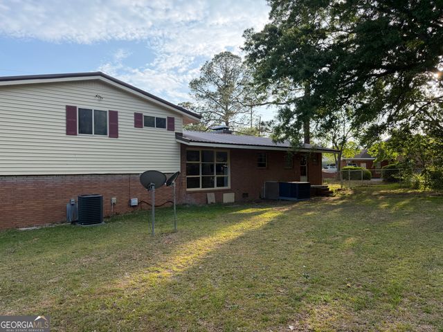 105 Westview Drive, Dublin, GA 31021