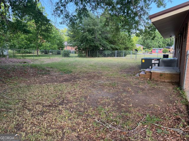 105 Westview Drive, Dublin, GA 31021