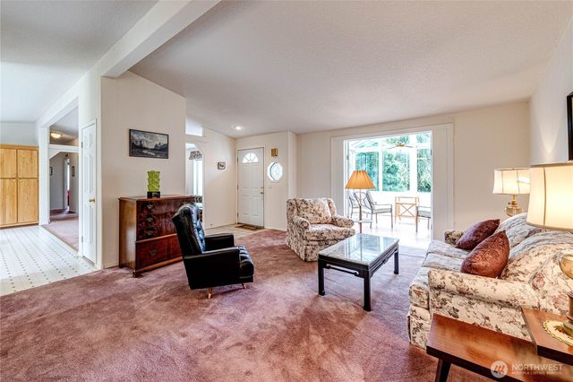 62 Johnson Road, Port Angeles, WA 98363