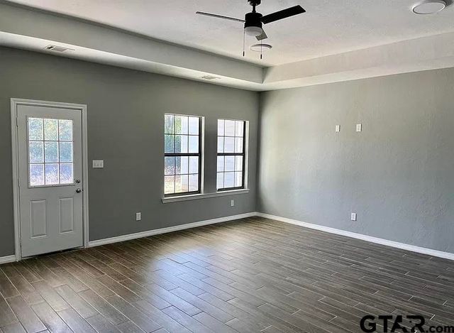 1400 E 1st St., Mt Pleasant, TX 75455