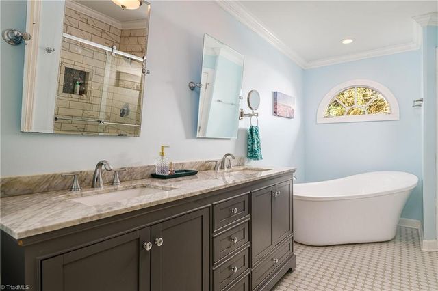 3617 Wickersham Lane, Winston-salem, NC 27106