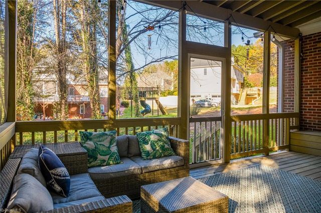 3617 Wickersham Lane, Winston-salem, NC 27106