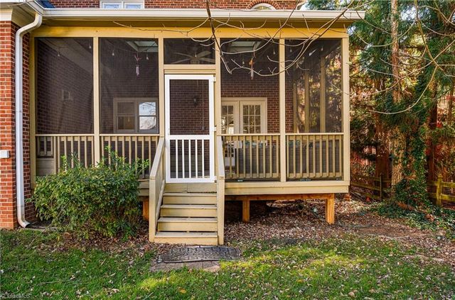 3617 Wickersham Lane, Winston-salem, NC 27106