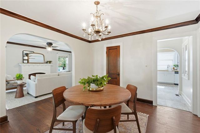 401 E 63rd Terrace, Kansas City, MO 64110