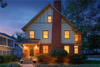 401 E 63rd Terrace, Kansas City, MO 64110