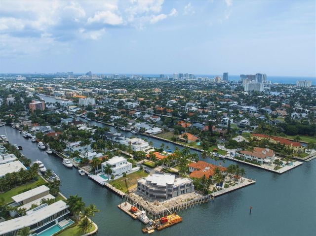 449 Bontona Avenue, Fort Lauderdale, FL 33301