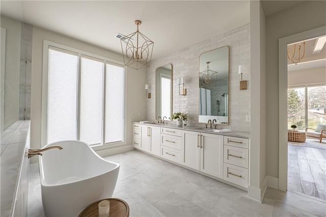 135 Mayfield Circle, Alpharetta, GA 30009