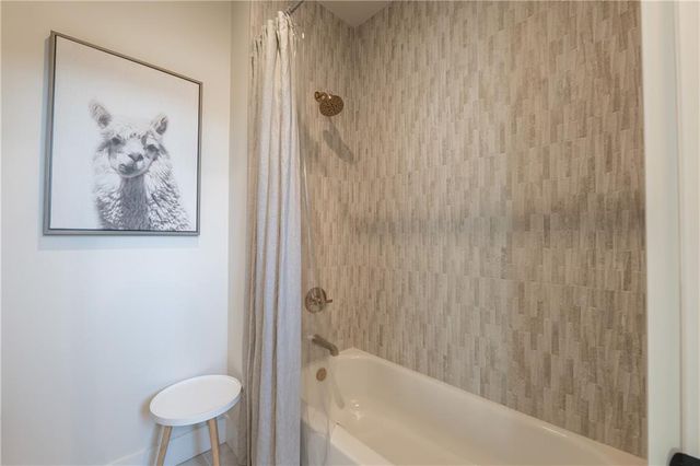 135 Mayfield Circle, Alpharetta, GA 30009