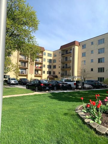 6433 W Belle Plaine Avenue 209, Chicago, IL 60634
