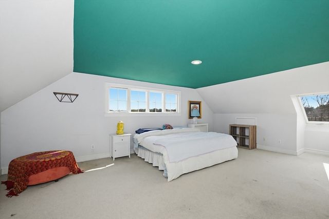 35 Lancaster County Rd 7A, Harvard, MA 01451