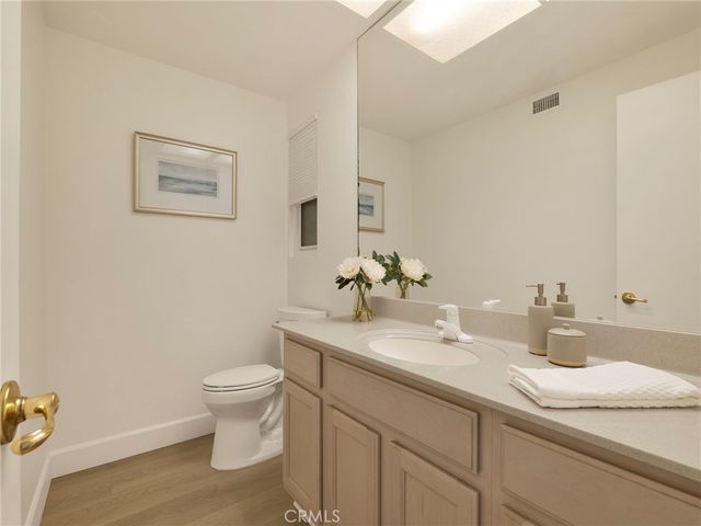 22649 Town Crier Road, Calabasas, CA 91302