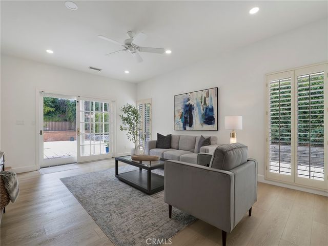 22649 Town Crier Road, Calabasas, CA 91302